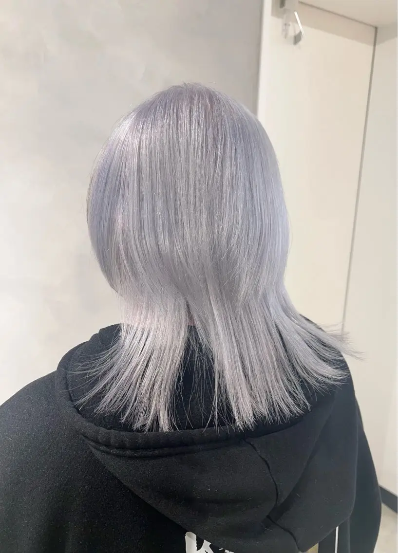 【憧れのホワイト系カラー🔥】カット+ケアブリーチ×2+スチームトリートメントの写真