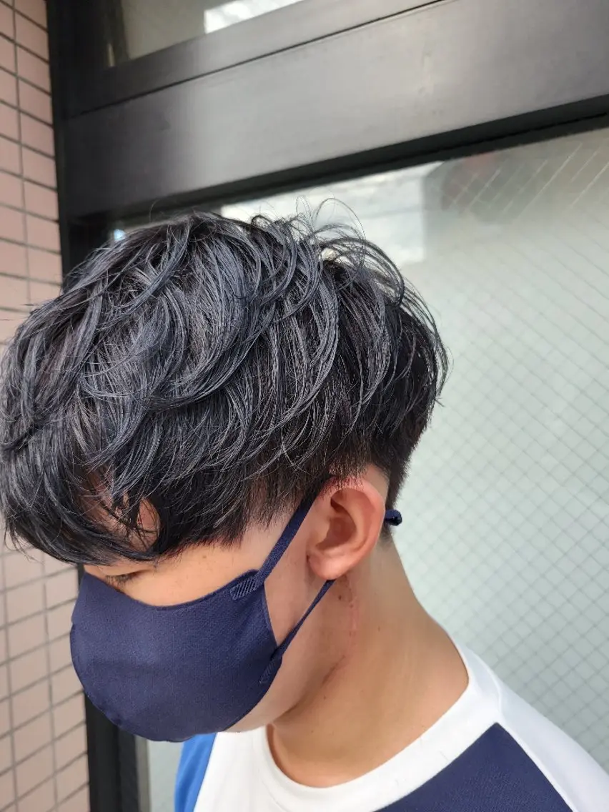 メンズ カラー メンズブリーチ ブリーチ ブルーカラー ネイビーカラー メンズ/ショート /山田譲治✂️のヘアスタイル
