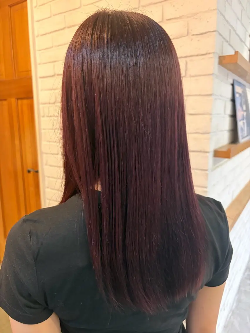 ロング カラー ブリーチ 透明感カラー レッドカラー ヘアカラー カラーモデル募集中 yua🌻のヘアスタイル
