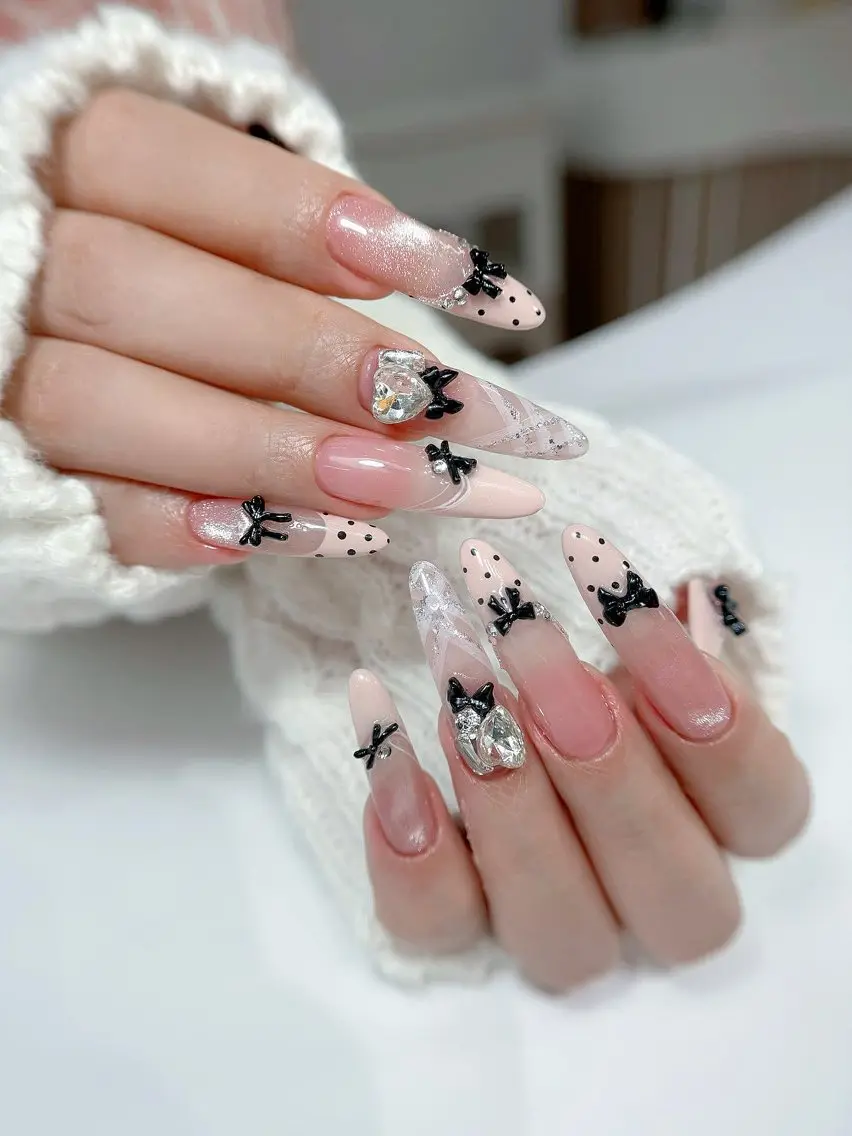 ネイル ハンドネイル Hin Hana Nailのネイルデザイン