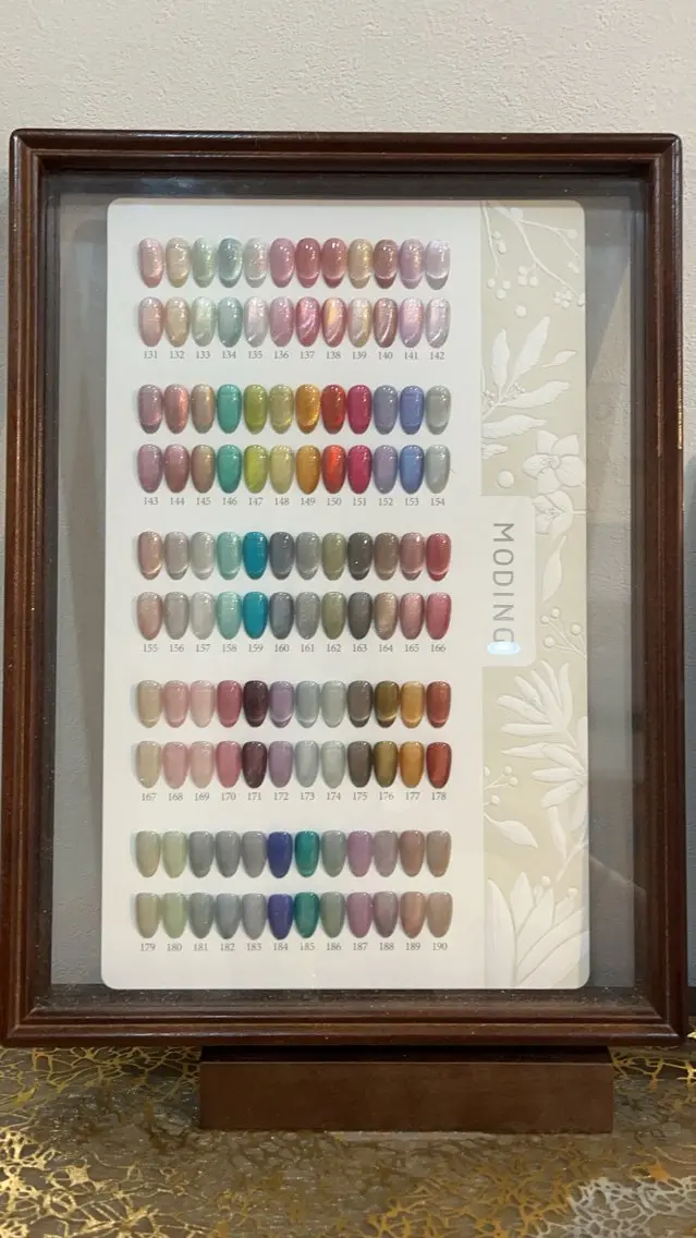 ネイル RBnail ミエのネイルデザイン
