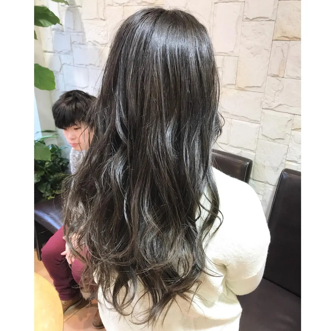 セミロング カラー 髪質改善 艶髪🔵フセナオヤのヘアスタイル