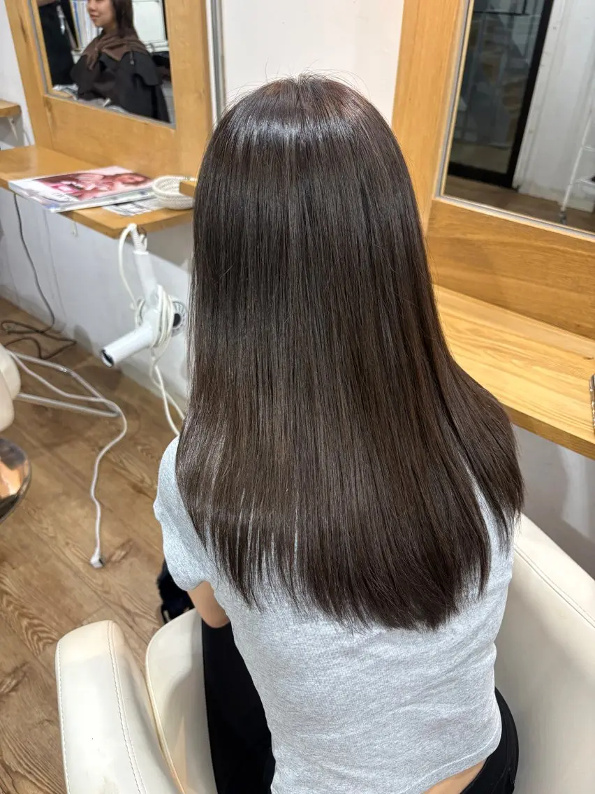 セミロング カラー グレージュ 京都駅/透明感カラー 🖤sakiのヘアスタイル