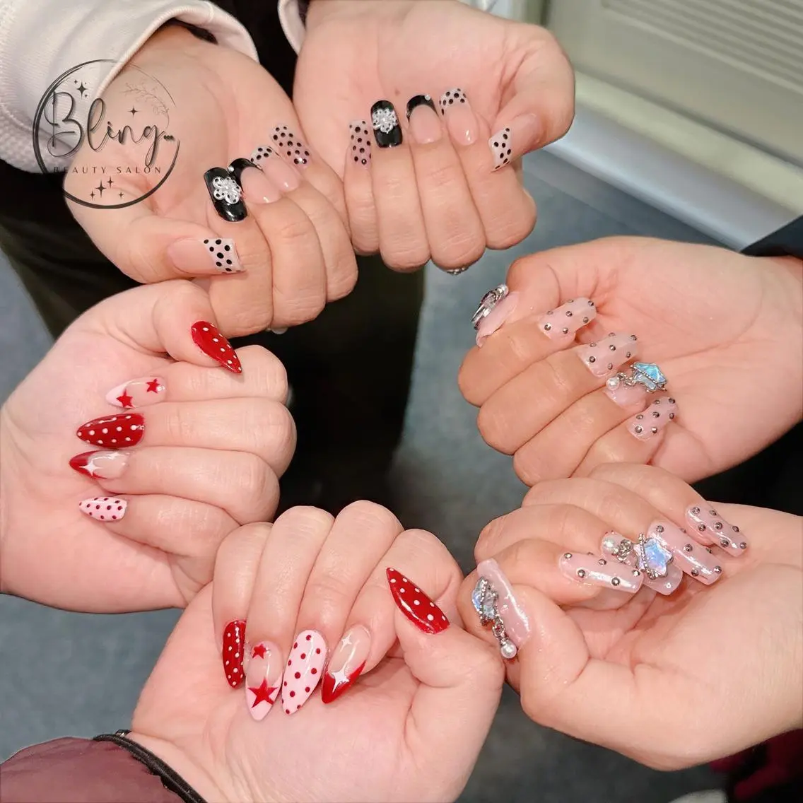 ロング 韓国風ヘア ハンドネイル Bling Salonのネイルデザイン
