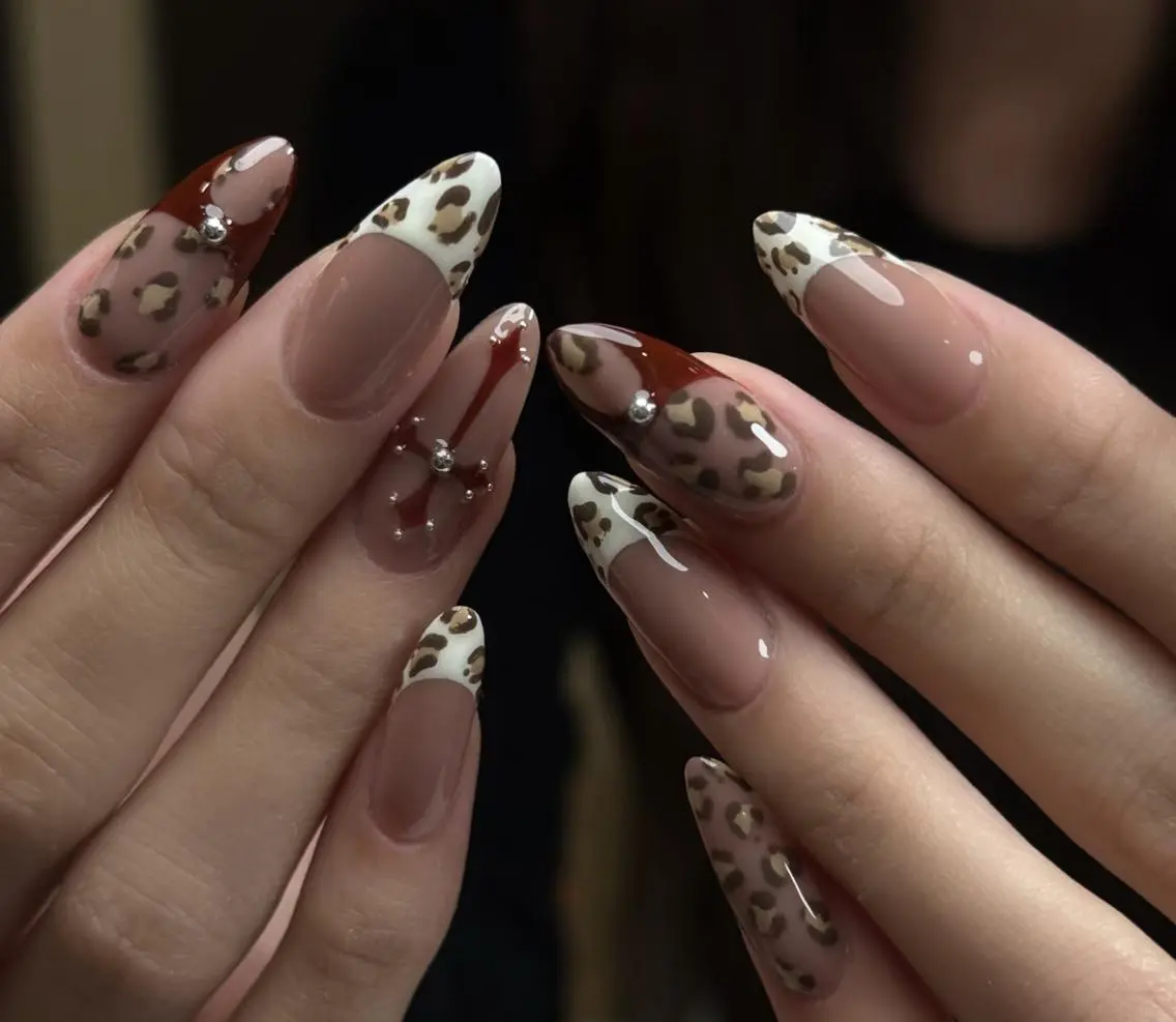 ネイル ハンドネイル 🎀 NaNa_nailのネイルデザイン