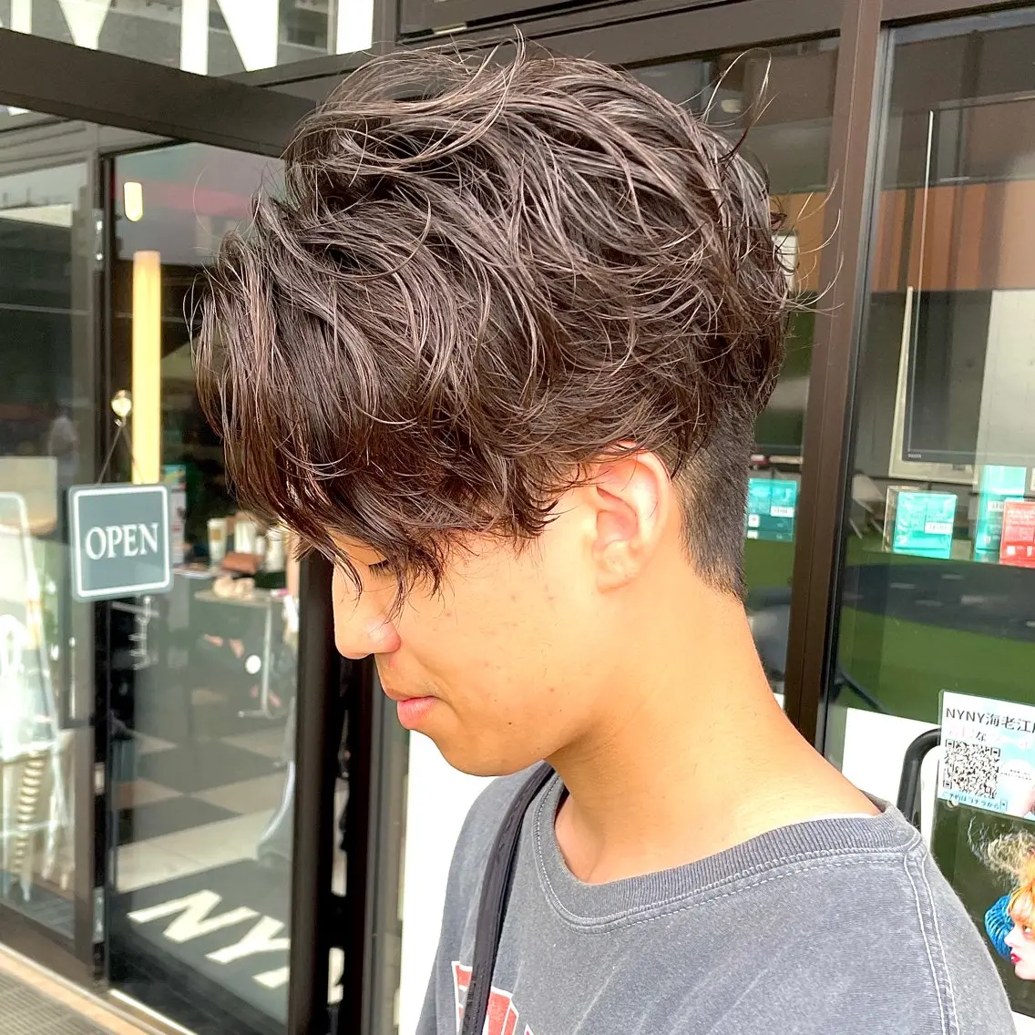 ショート パーマ メンズ メンズパーマ ニュアンスパーマ カット ヘアカラー パーマ メンズヘア特化 崎田 成人のヘアスタイル