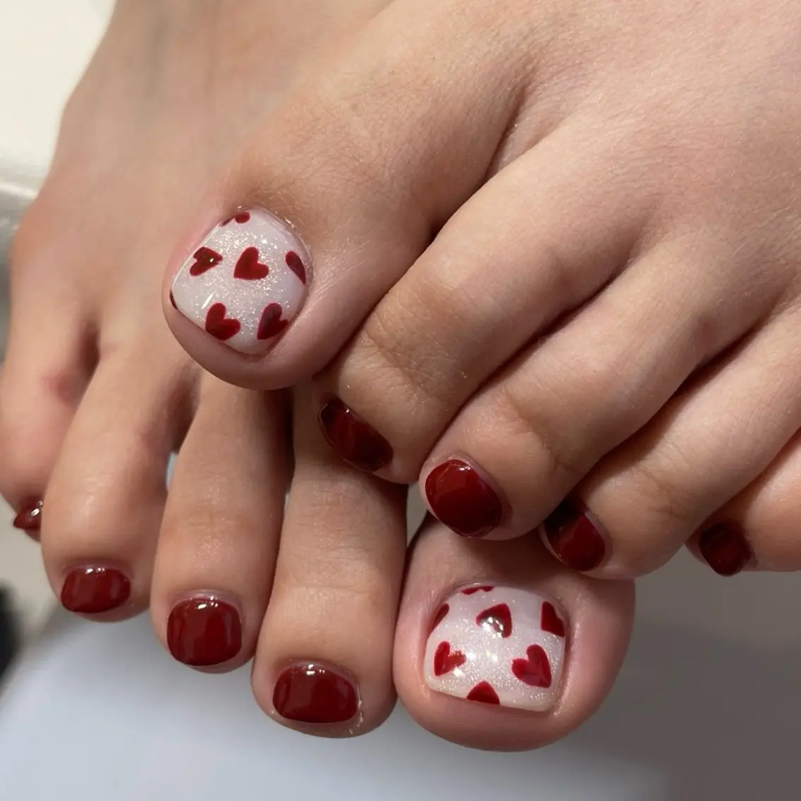 ネイル アートネイル ハート 赤色 🦋hana / nail / AOのネイルデザイン