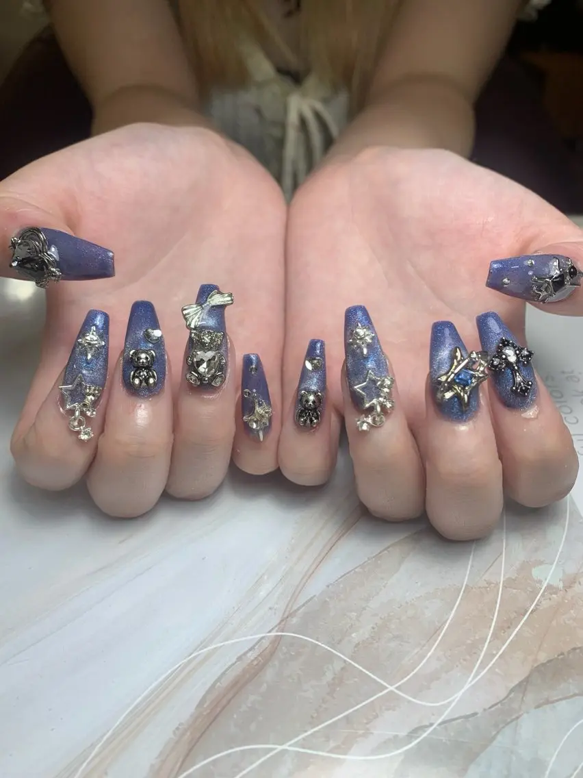 ネイル akina nailsのネイルデザイン