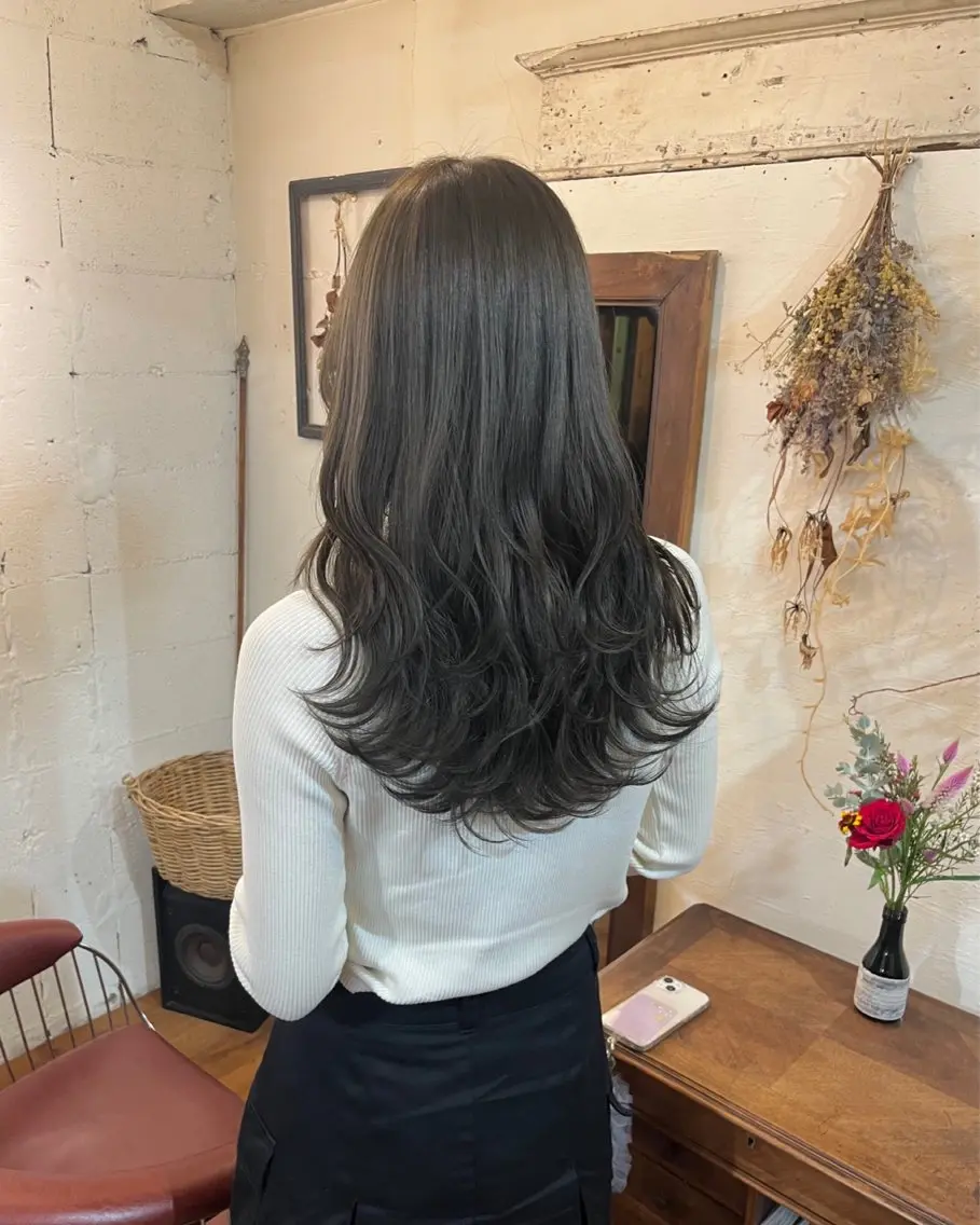 ロング カラー ヘアカラー 暗髪とオリーブ🌿 渡辺拓人のヘアスタイル
