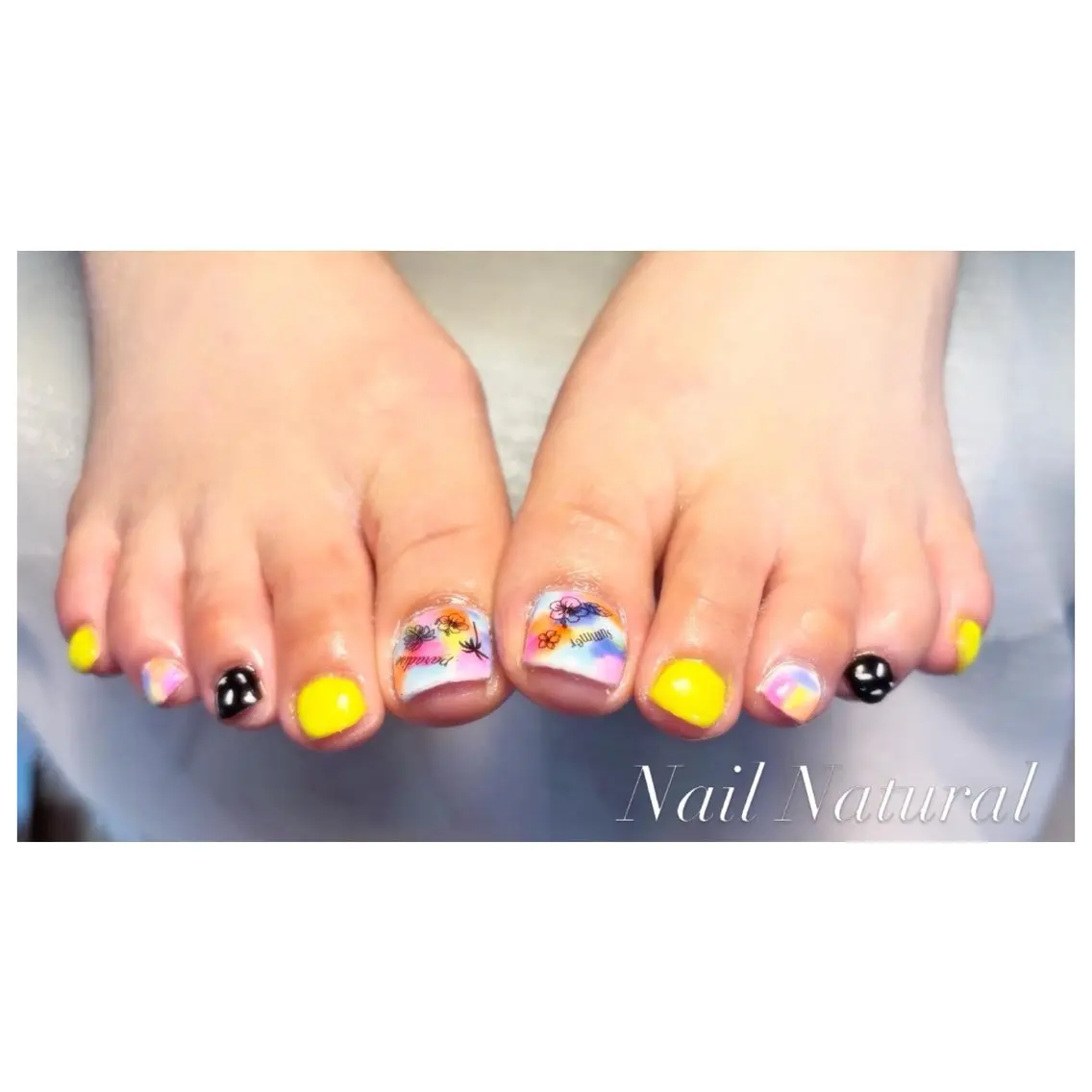 ネイル 持ち込み 夏ネイル フットネイル Nail salon Natulalのネイルデザイン