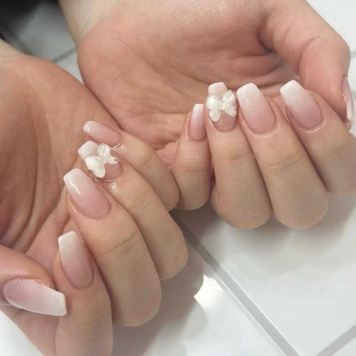 ネイル Elegancia. Hiromiのネイルデザイン