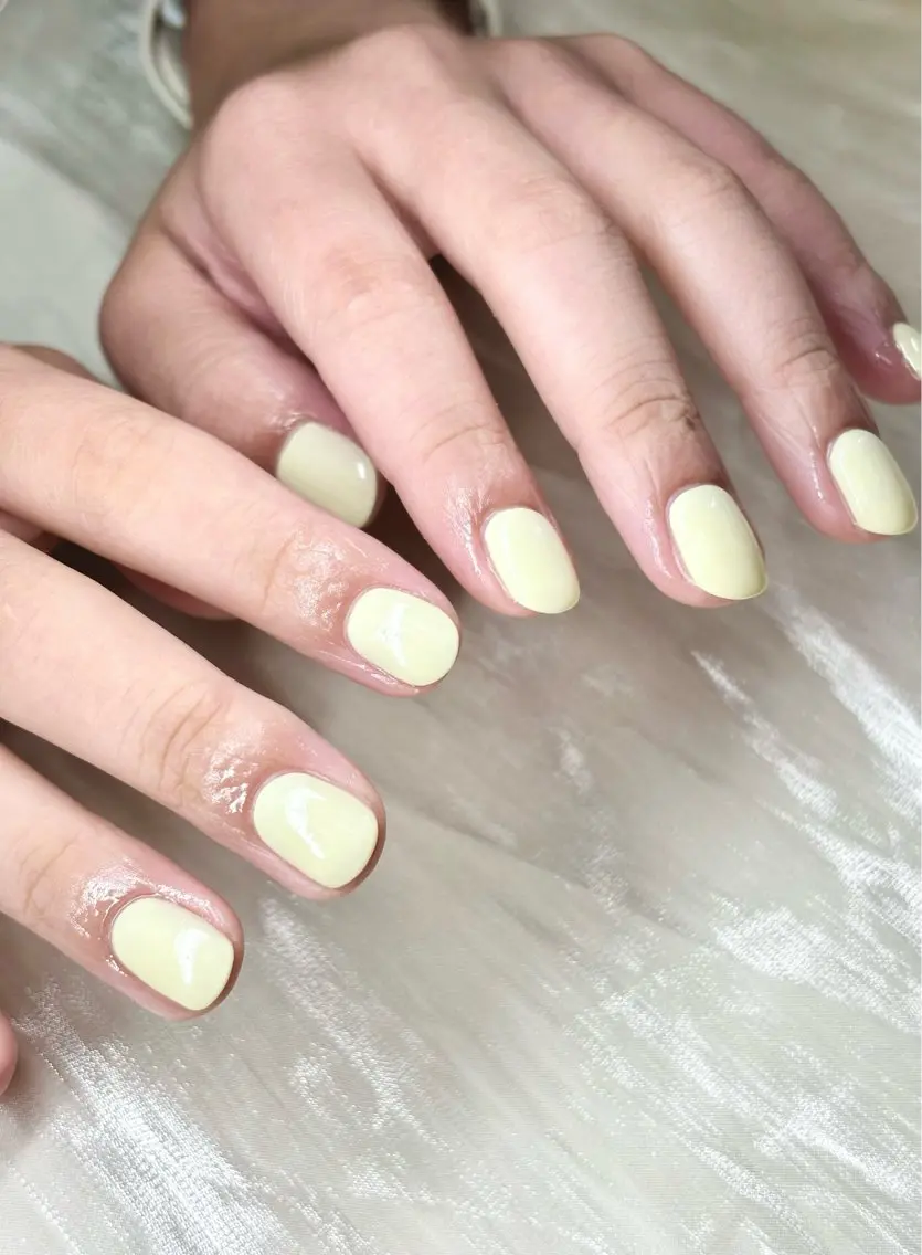 ネイル ワンカラーネイル ETE LUNA NAILのネイルデザイン