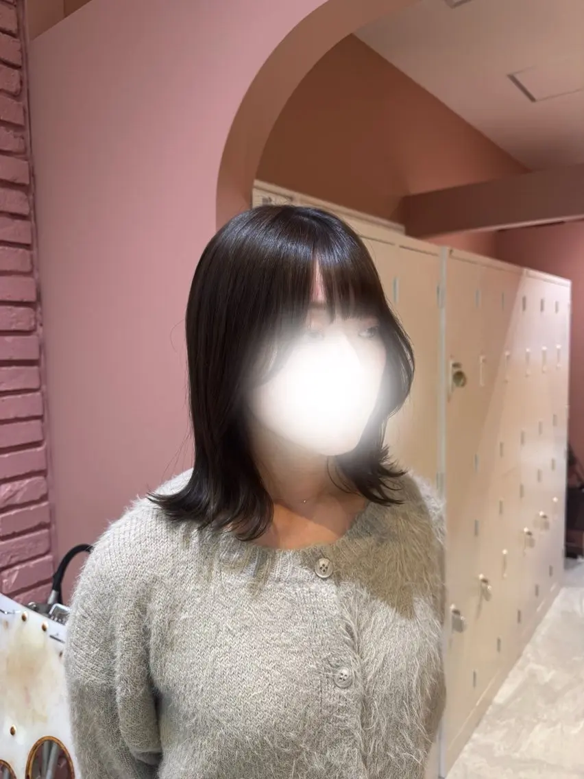 ミディアム カット ヘアカラー トリートメント 山本 望華のヘアスタイル
