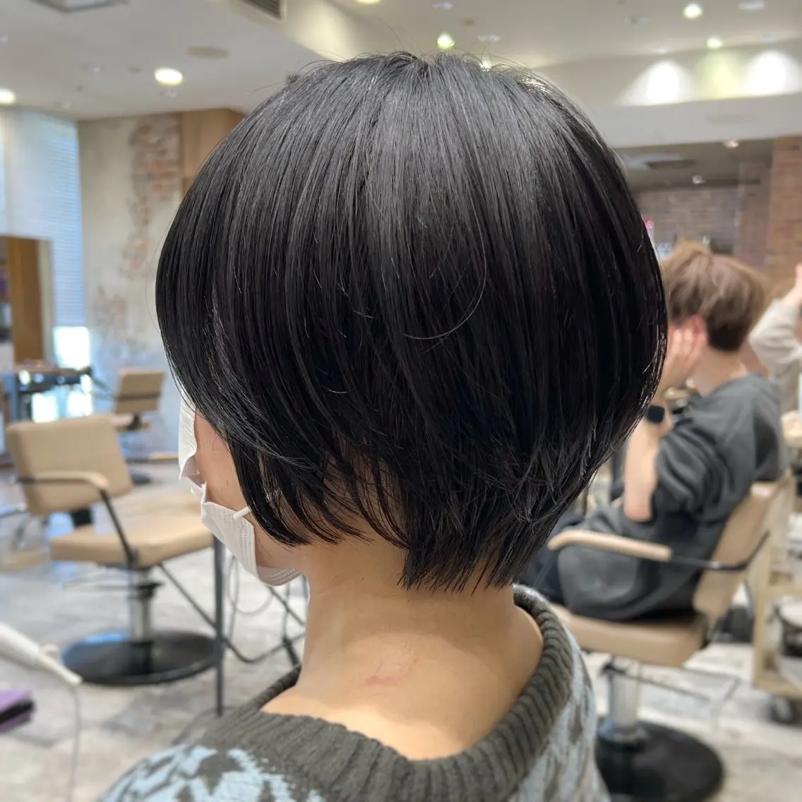 ショート カット トリートメント 💍新宿ショート 💍岩田莉奈のヘアスタイル
