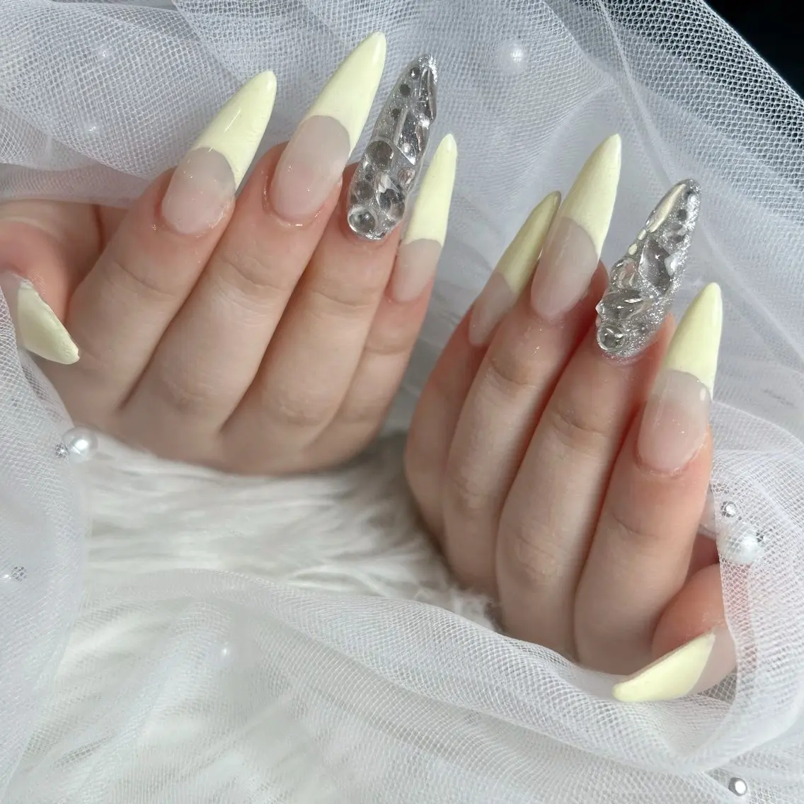 ネイル ハンドネイル LAVISH momoneのネイルデザイン