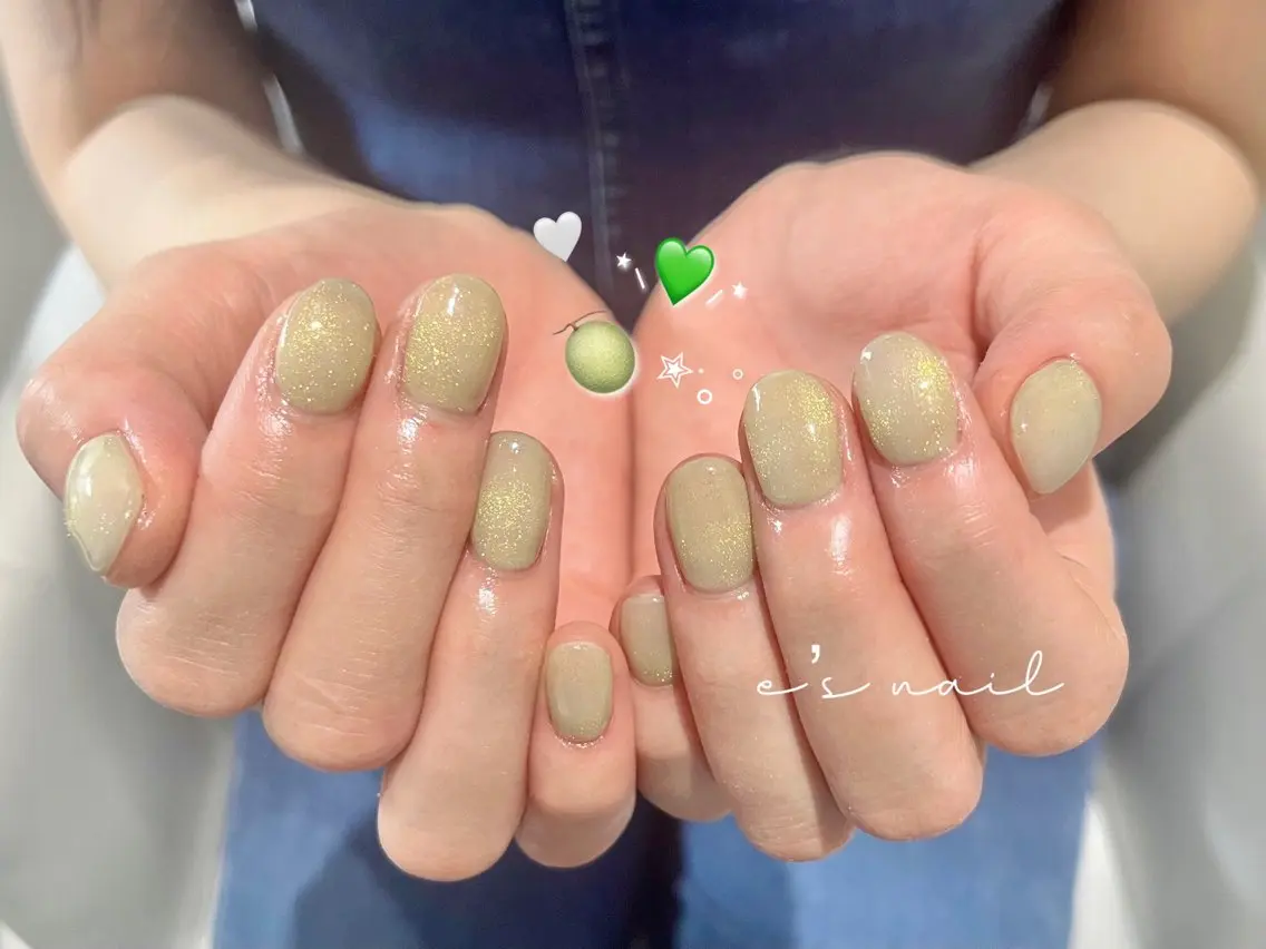 ネイル ハンドネイル ハンドケア e’s nail Lumièreのネイルデザイン