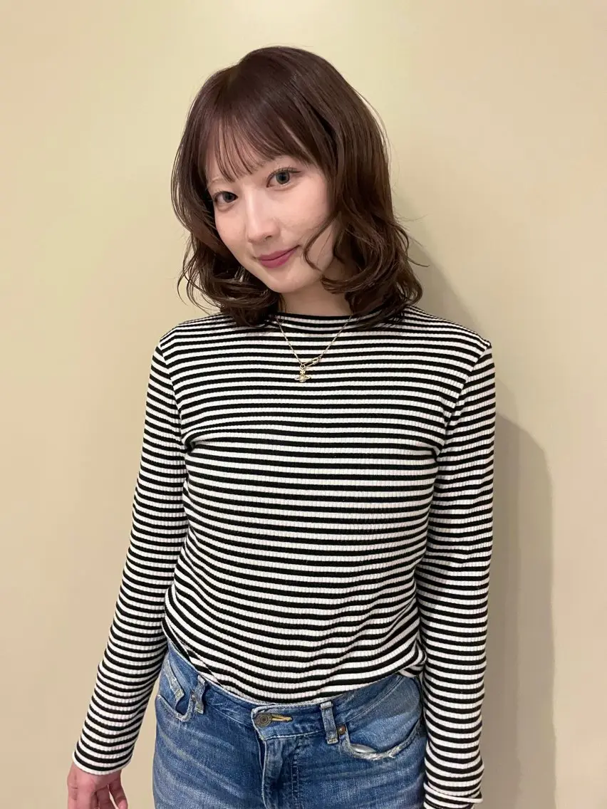 ミディアム カラー ブラウンカラー レイヤーカット ヘアカラー sasa ササのヘアスタイル