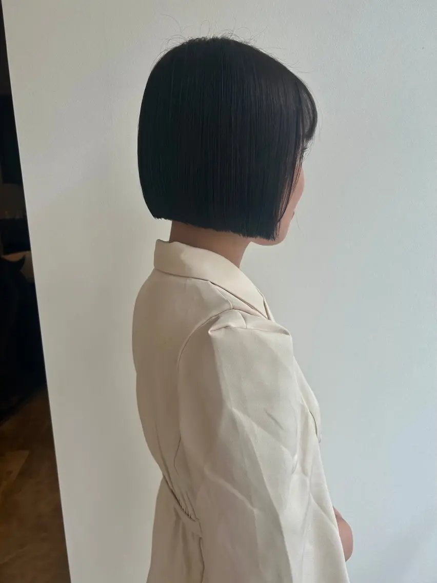 ミディアム ボブ ボブ/ハイトーン特化 、鯉口勇人のヘアスタイル