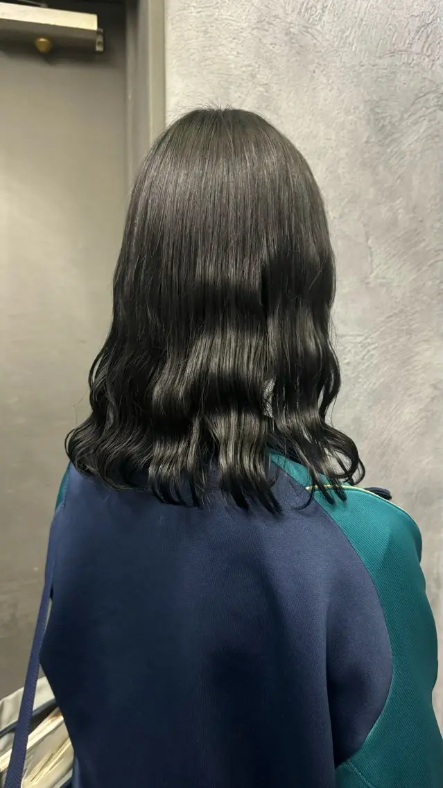 ミディアム ヘアカラー 🐺ﾅｶﾑﾗ ﾓﾓｶのヘアスタイル