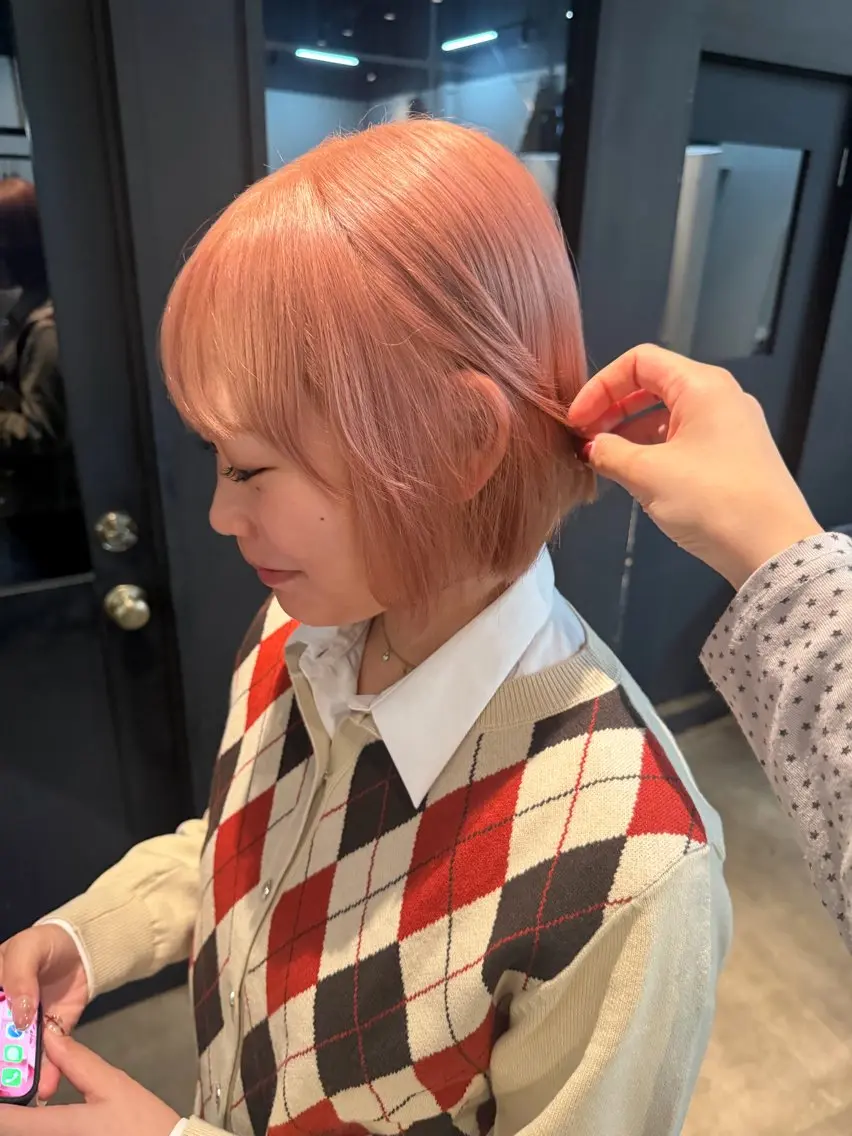 ショート カラー ヘアカラー トリートメント かえで👗 ボブ/パーマのヘアスタイル
