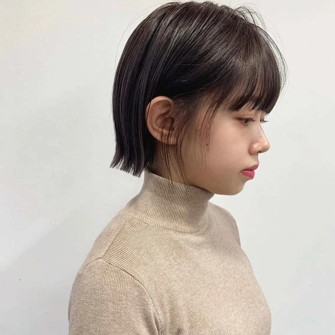 ショート カラー 切りっぱなしボブ ボブ ハイトーンこそキレイ に◎佐藤雄太のヘアスタイル