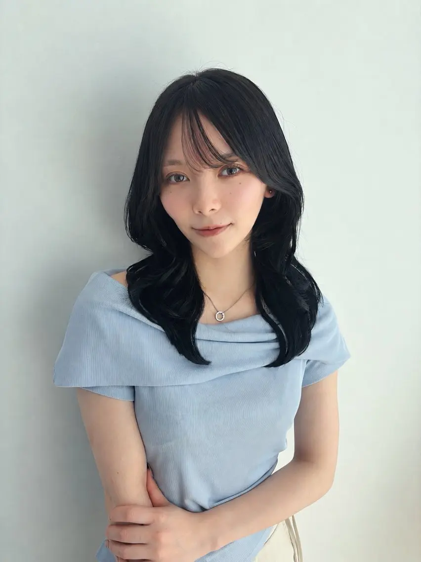 ロング 🩵yuki/栄駅/ レイヤー／ハイトーンのヘアスタイル