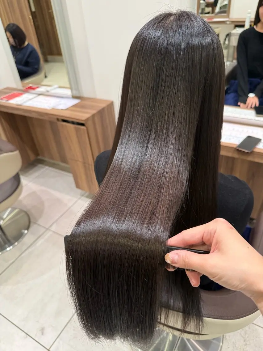 ロング カット 縮毛矯正 .MANA. 【艶髪ロング】のヘアスタイル