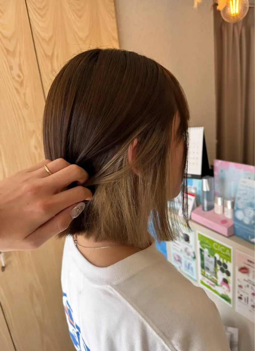 ミディアム カラー 蟹江 聡太✨レイヤーカットのヘアスタイル