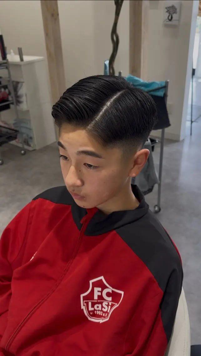 メンズ フェードカット 七三 カット メンズ特化美容師 若林陸のヘアスタイル