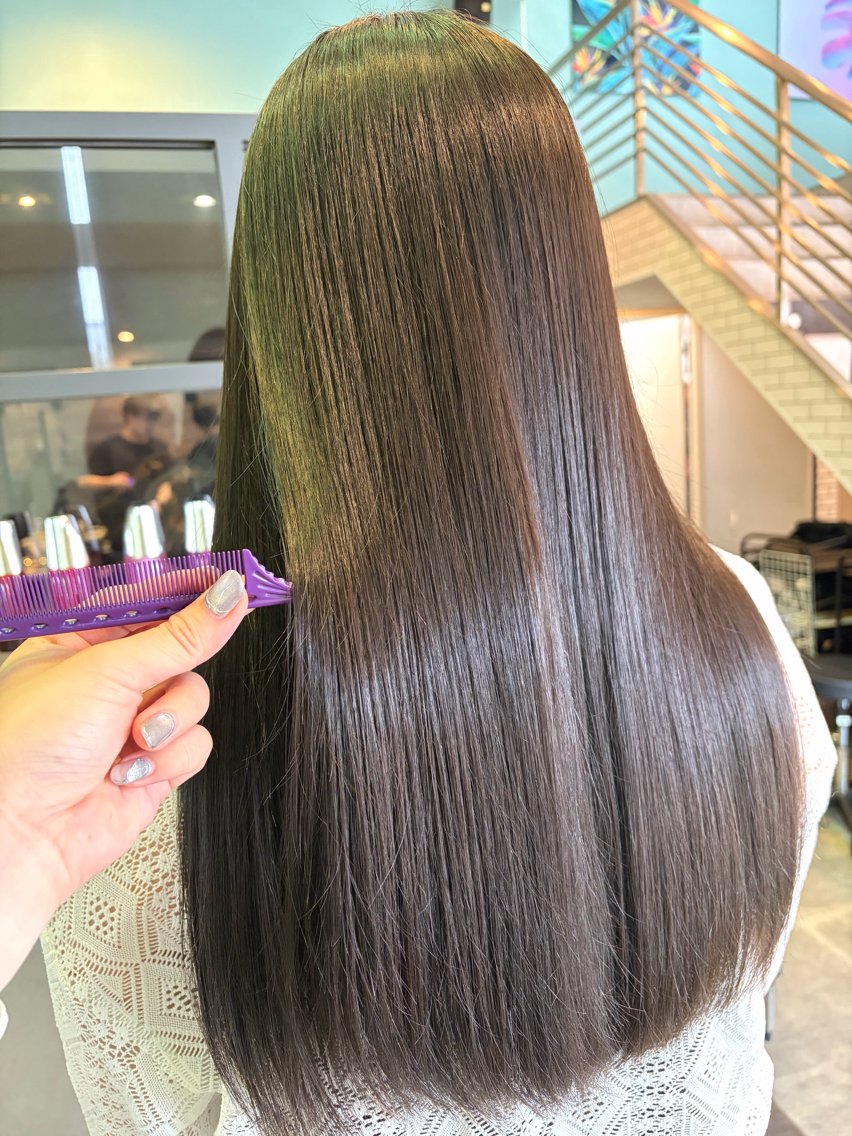 ロング カラー オリーブカラー ヘアカラー 🫧古田 穂香🫧パーマモデルのヘアスタイル