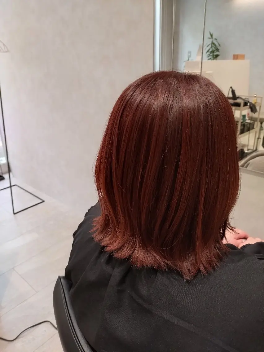 ミディアム カラー 切りっぱなしボブ ボブ カット ヘアカラー シオリ/toki ✂️ショート専門店のヘアスタイル