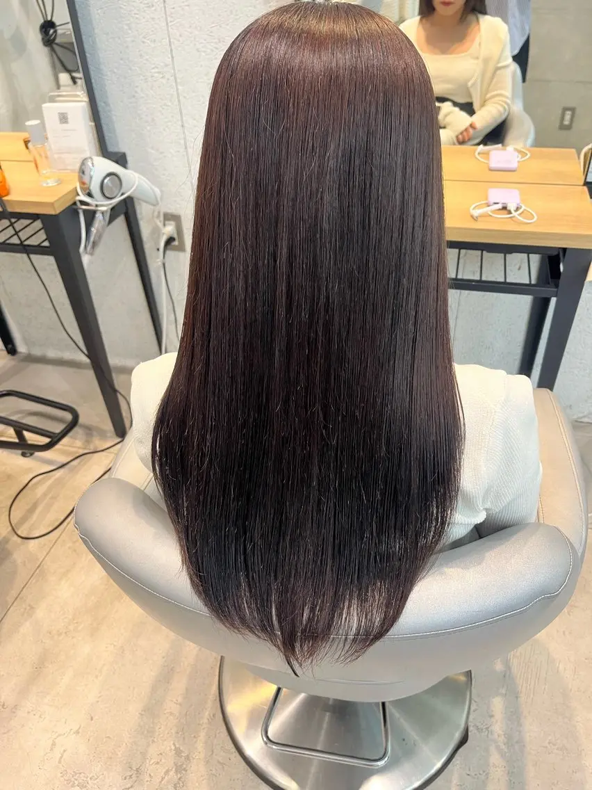 ロング パーマ 縮毛矯正 センターパート/カラ ーメッシュ📍ユリのヘアスタイル