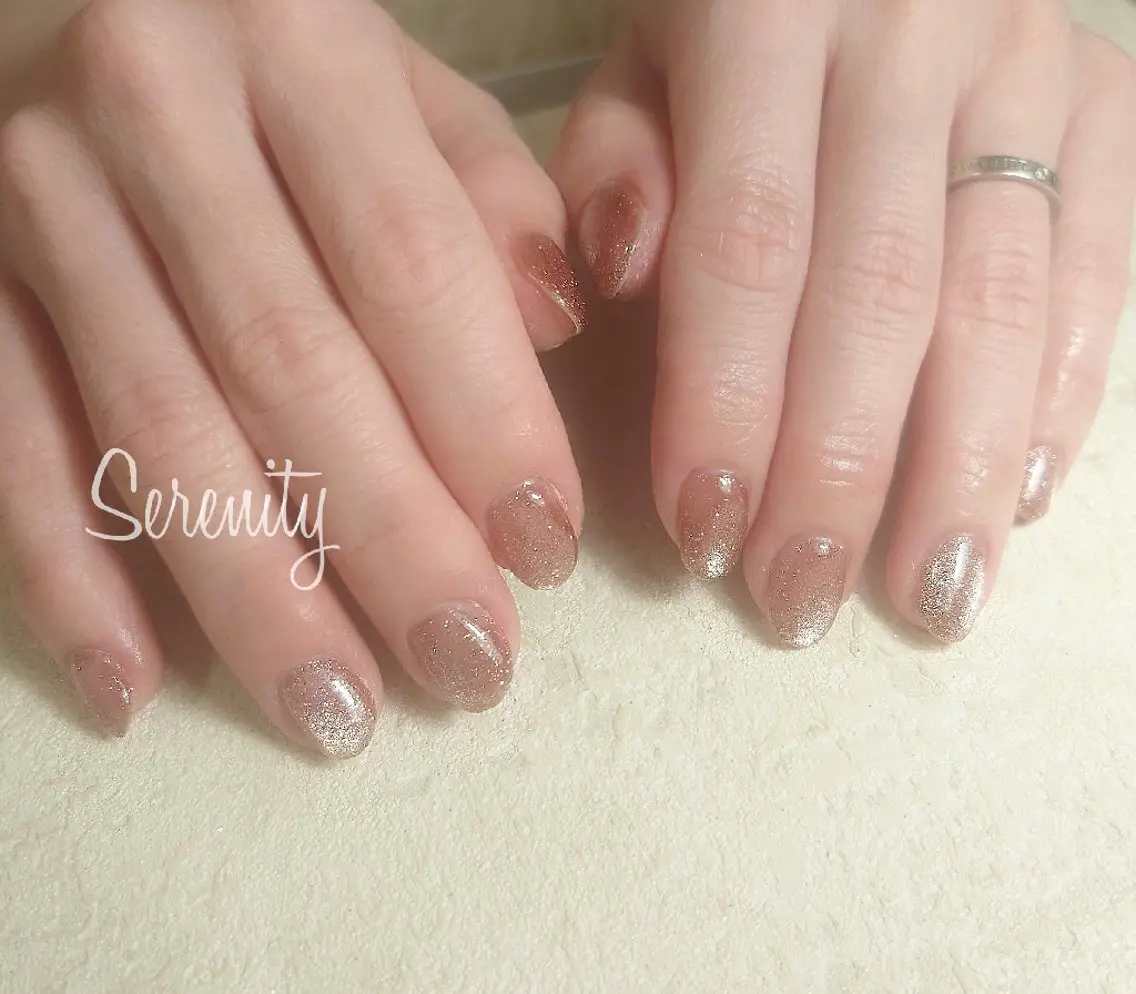 ネイル フラッシュネイル フラッシュマグ マグネットネイル マグネットワンカラー ワンカラーネイル ハンドネイル nail  serenityのネイルデザイン