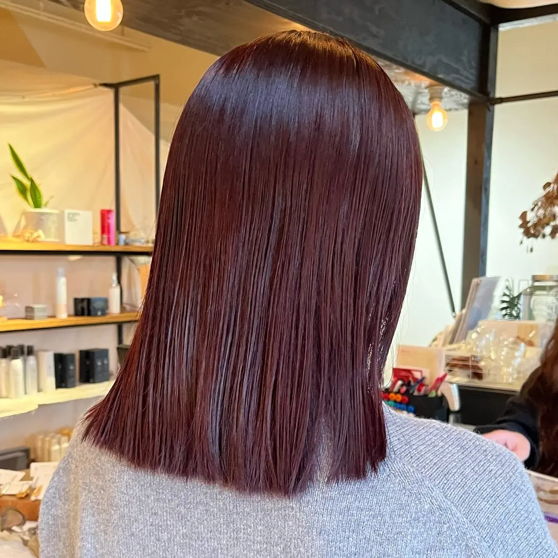セミロング カラー カット ヘアカラー シマダ ユウナのヘアスタイル