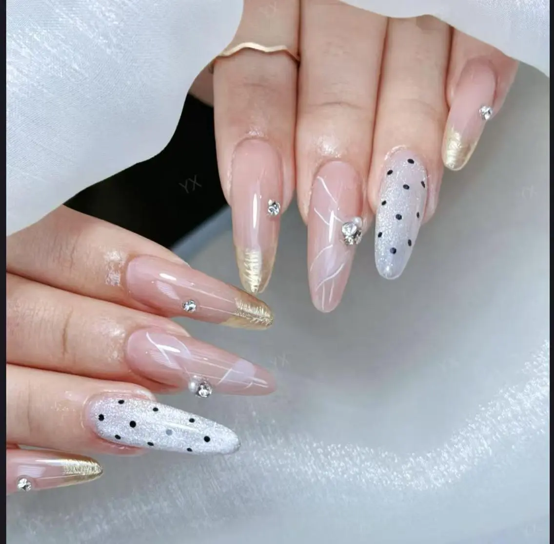 ネイル ハンドネイル 🎀 NaNa_nailのネイルデザイン