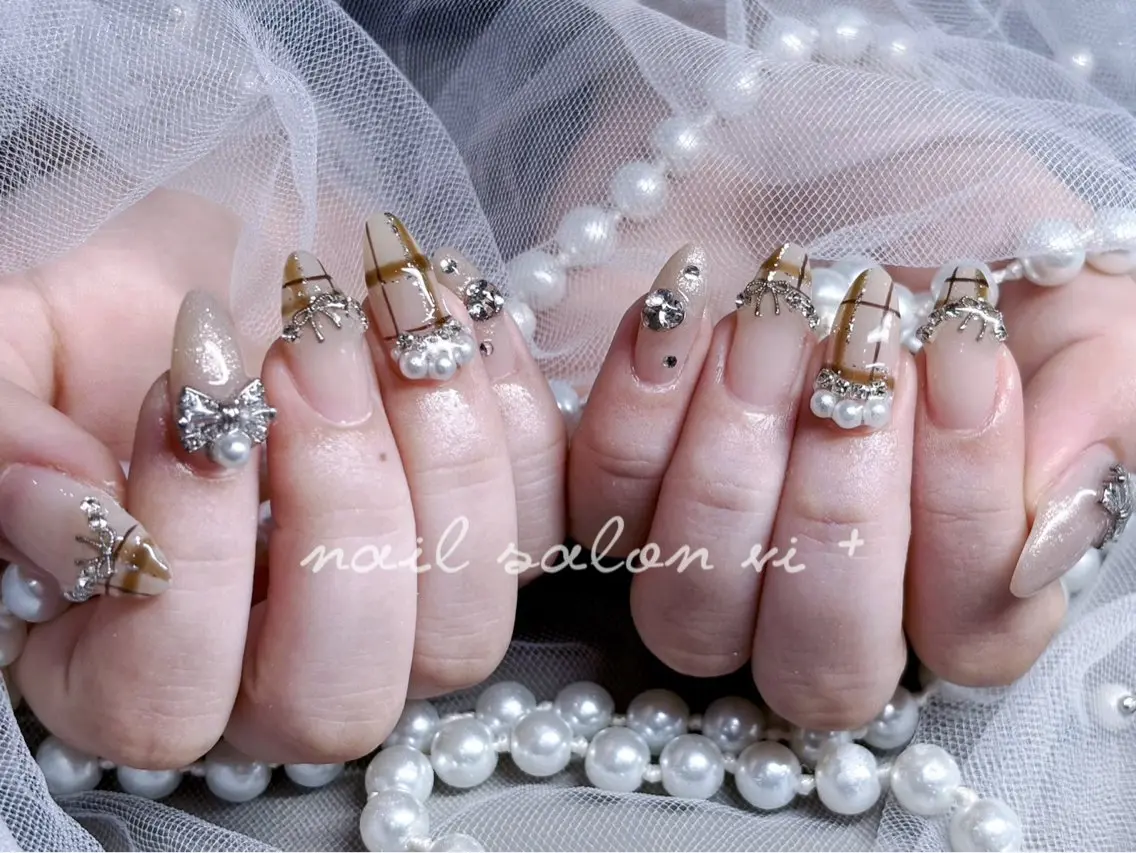 ネイル ハンドネイル ✨Nailsalon Vi+✨のネイルデザイン