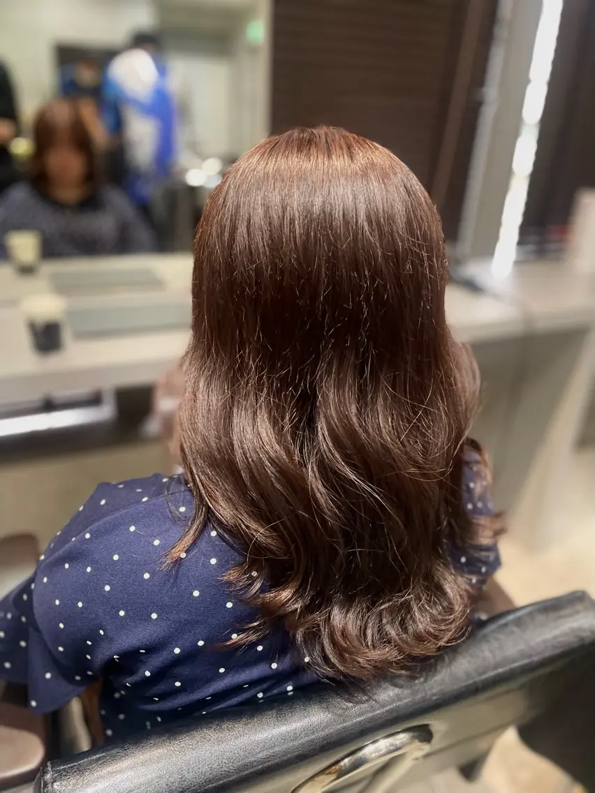 ミディアム ヘアカラー トリートメント オガワ カエデ🦋のヘアスタイル