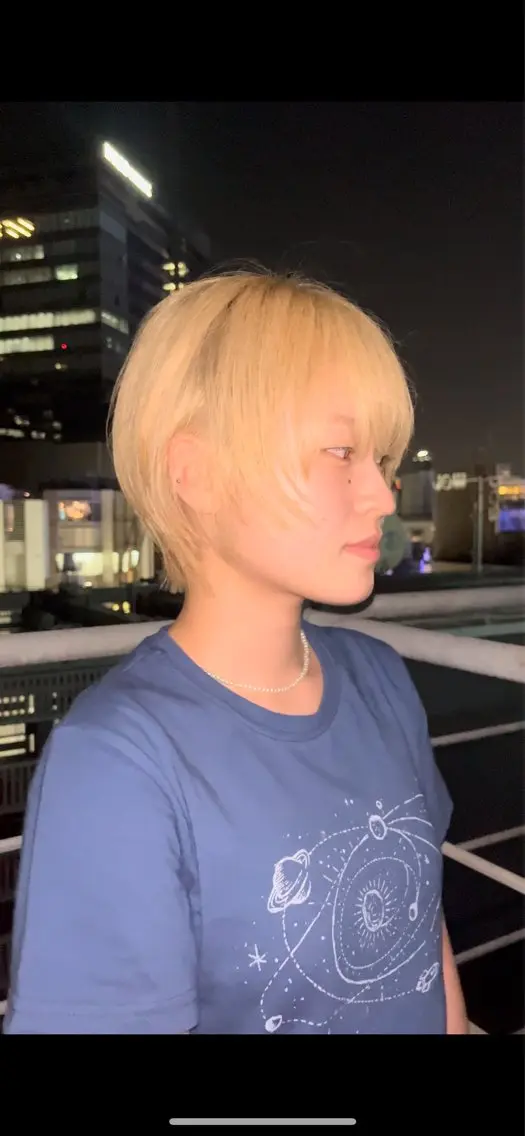 ショート ショートレイヤー 韓国風ヘア レイヤーカット ショートヘア ウルフカット 石塚 瑛里菜のヘアスタイル