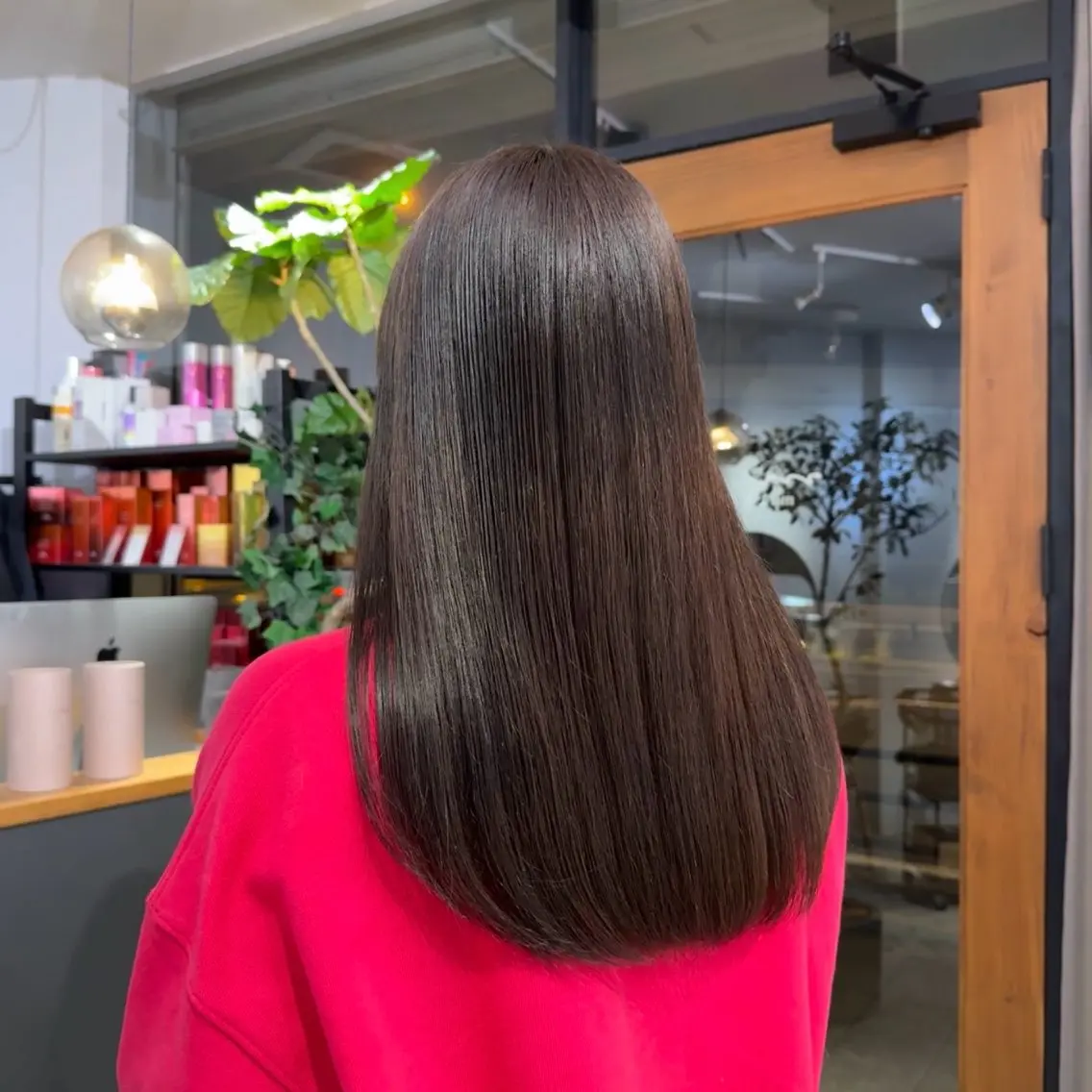 ロング 吉田 葉音のヘアスタイル