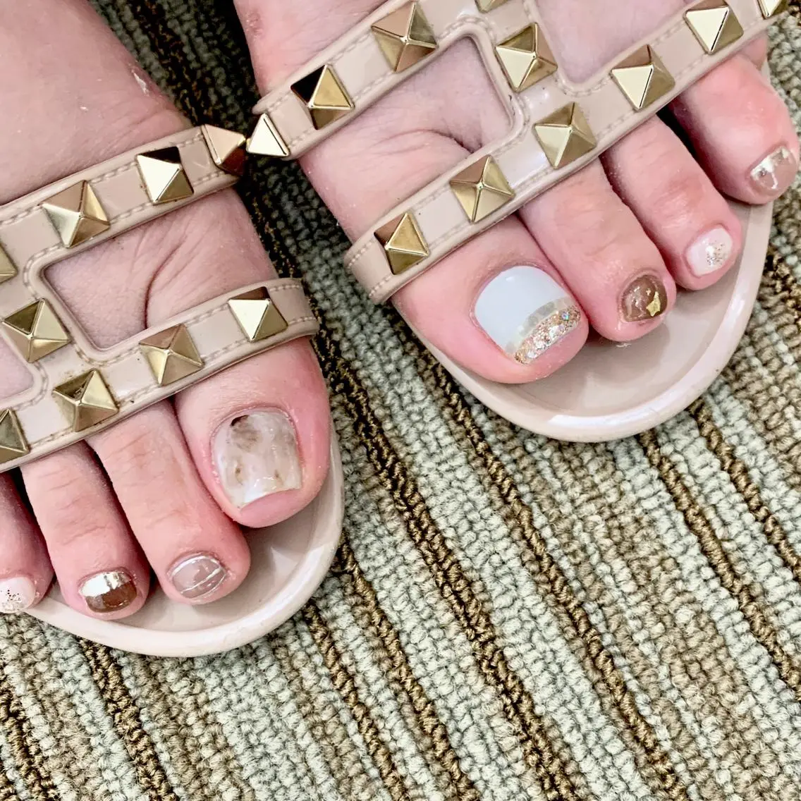 ネイル ニュアンスネイル フットネイル nailsalon -Lien-のネイルデザイン