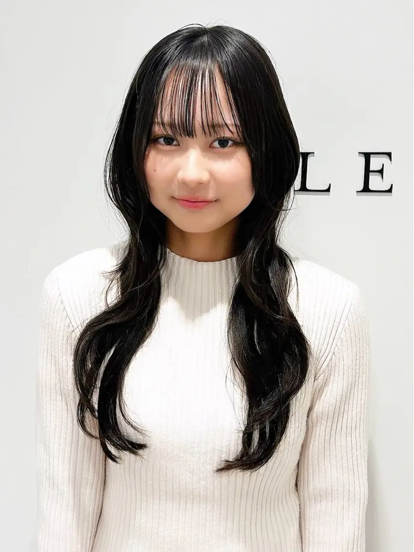 ロング ハッシュカット レイヤーカット カット ヘアセット/ミニボブ /レイヤー 山田寛菜のヘアスタイル