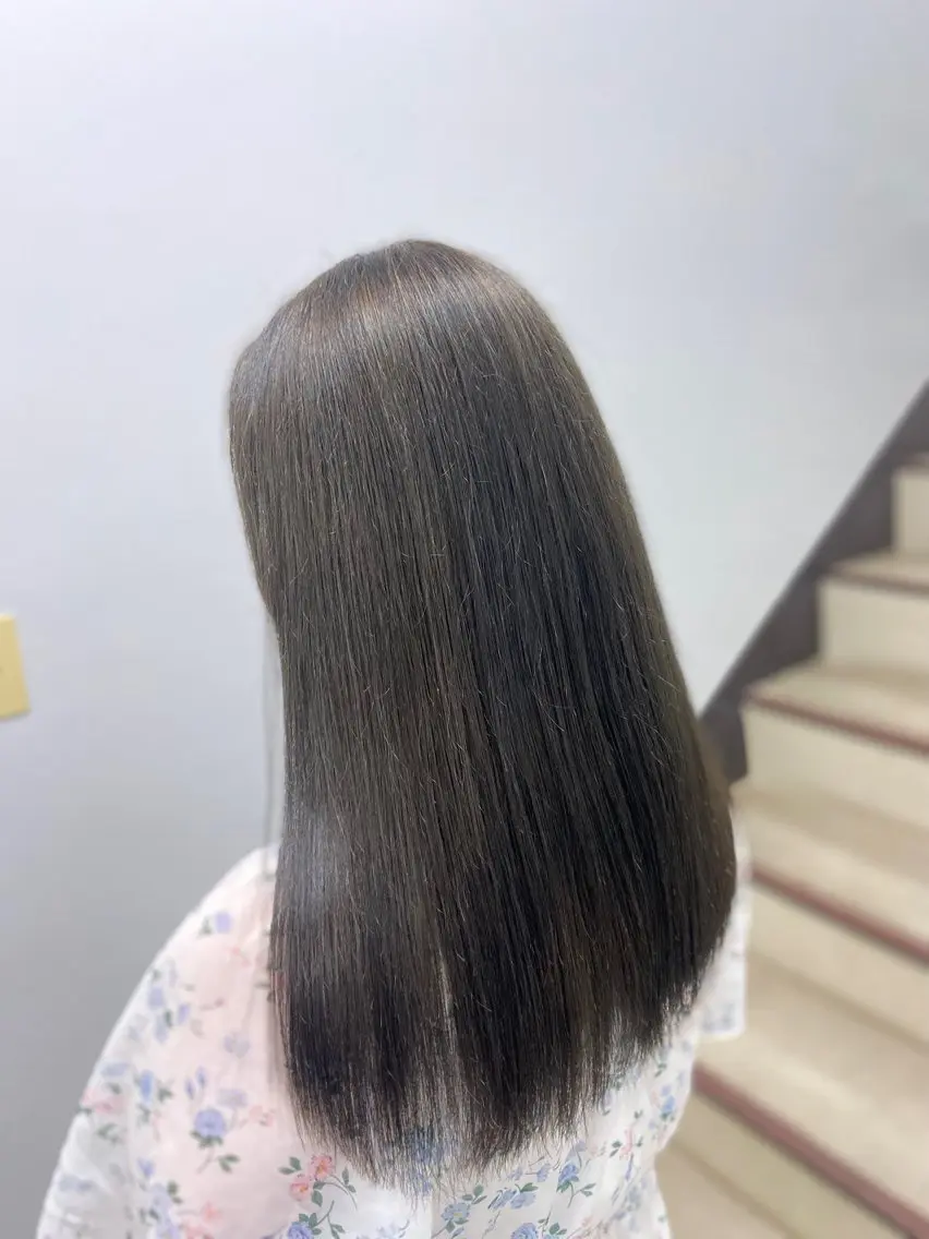 セミロング カラー ヘアアレンジ Over hair_ misakiのヘアスタイル