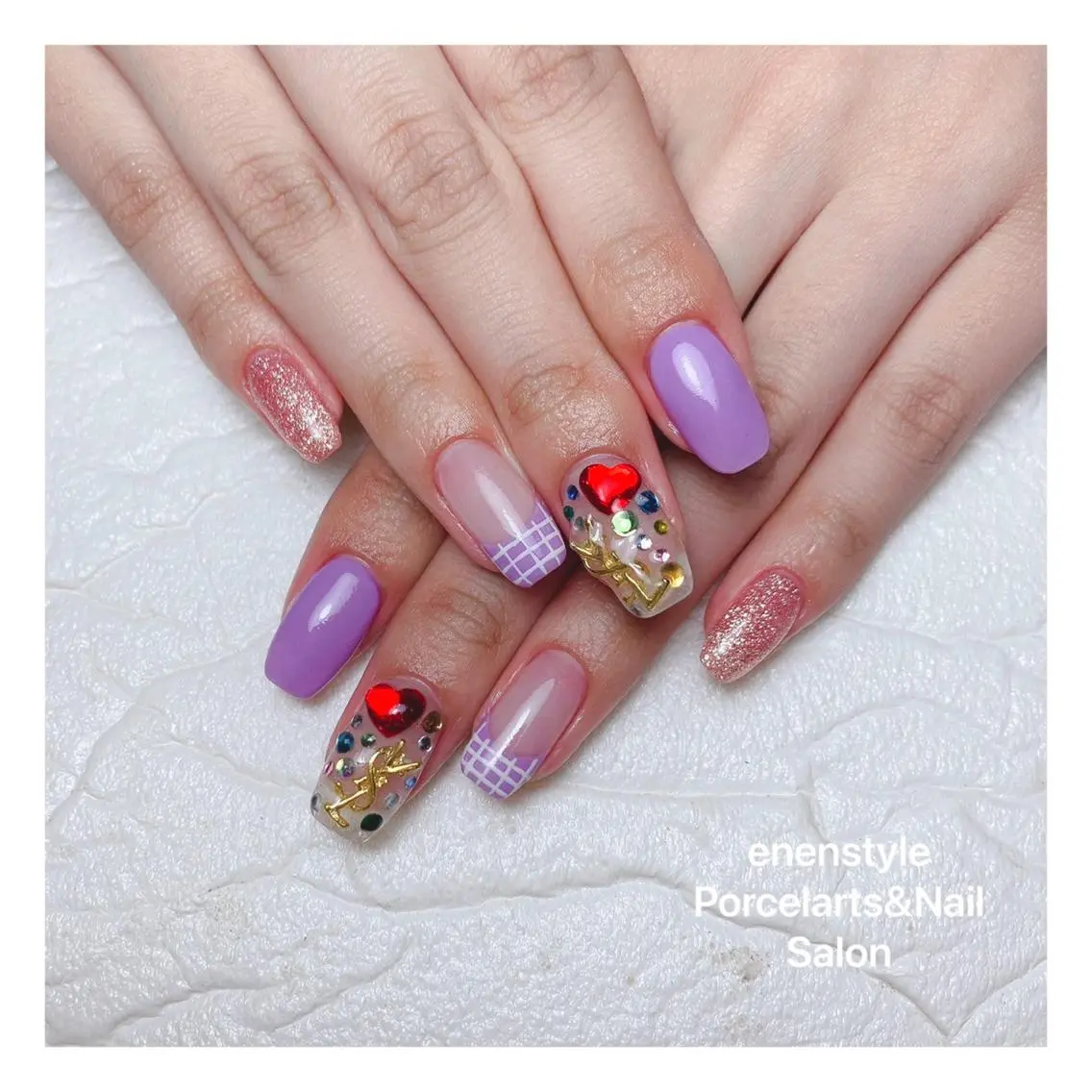 ミディアム ネイル 🐾enen style 🐾のネイルデザイン