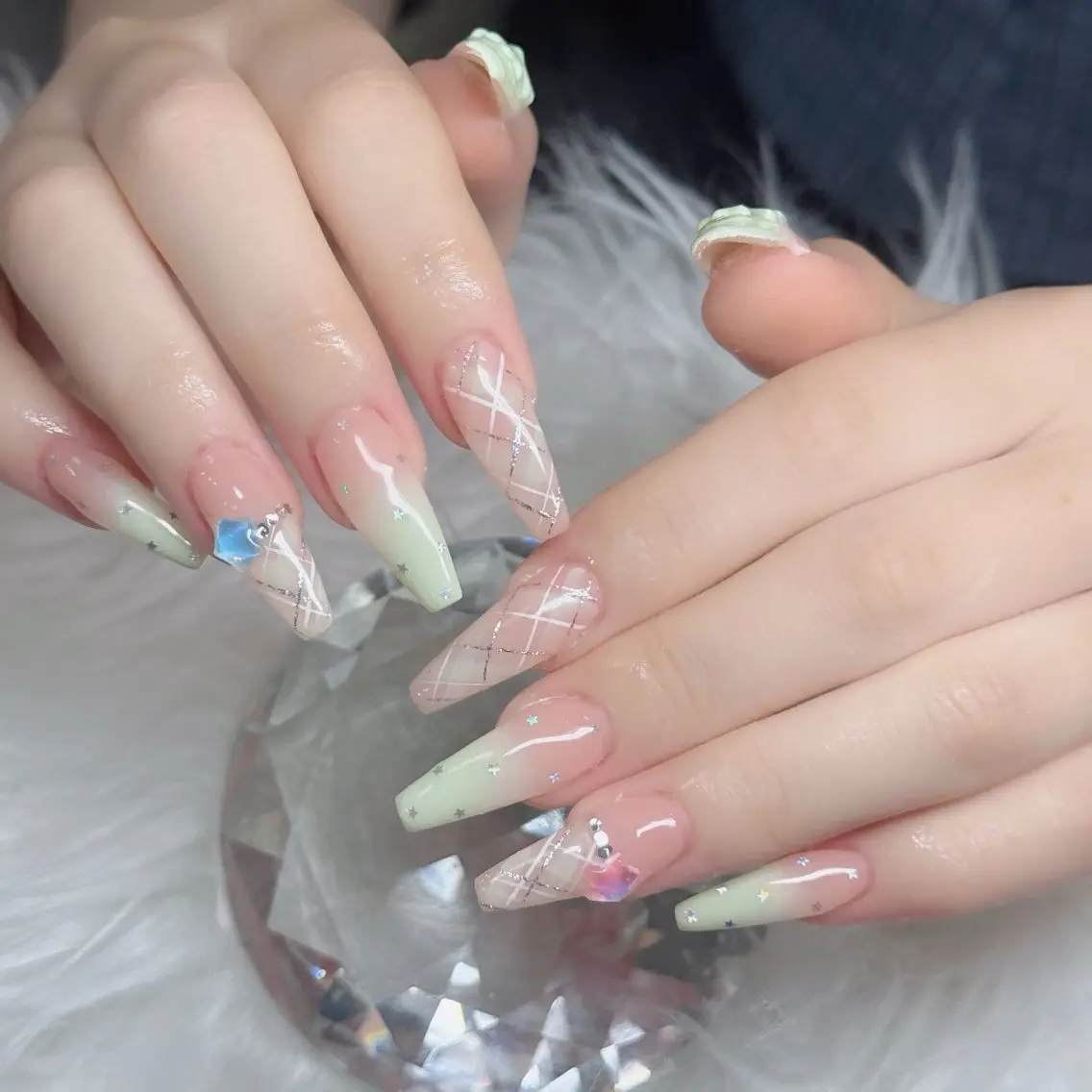 ネイル フットネイル フレンチネイル グラデーション 韓国ネイル ロングネイル ハンドネイル Hani Nail Salonのネイルデザイン