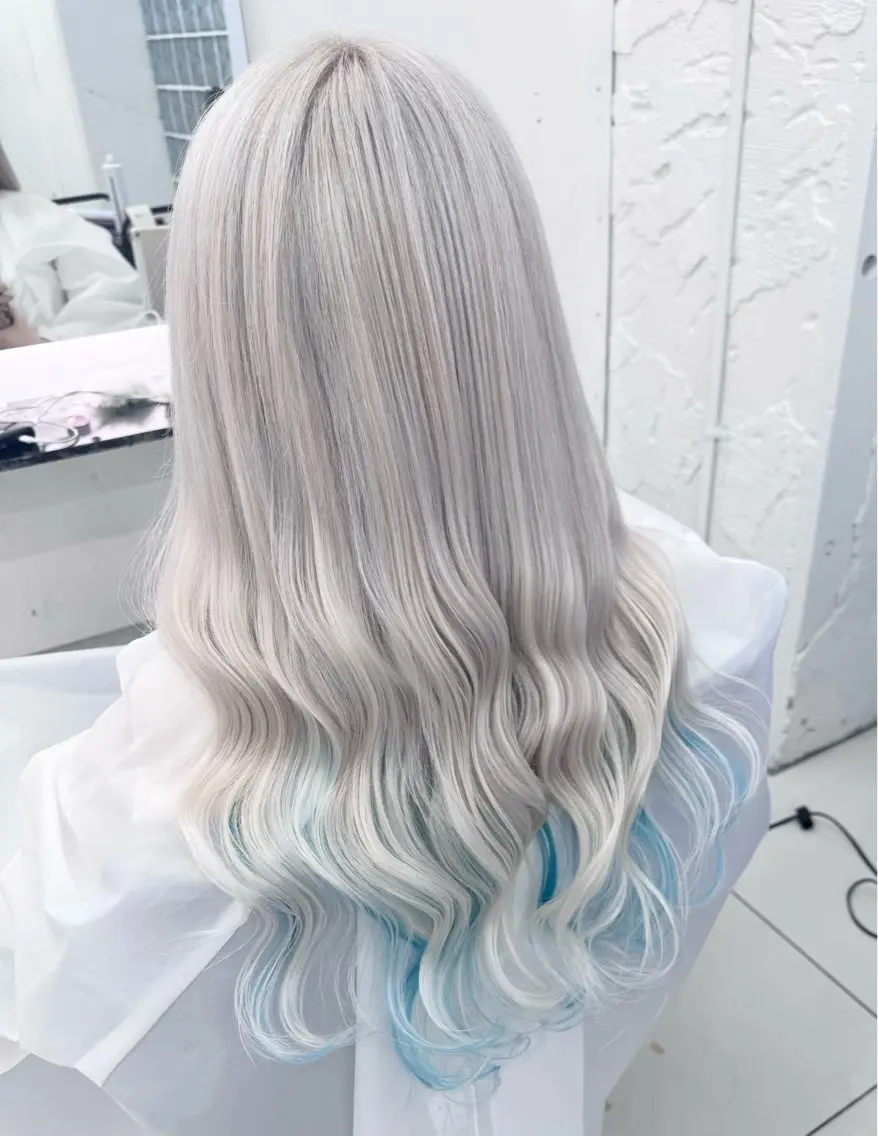 ロング ヘアカラー エクステ 家田 竜のヘアスタイル