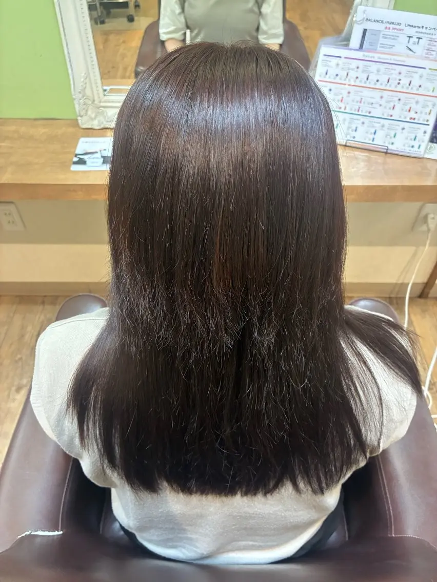 ロング カラー ブラウンカラー オレンジ オレンジブラウン ヘアカラー 山本 しおんのヘアスタイル