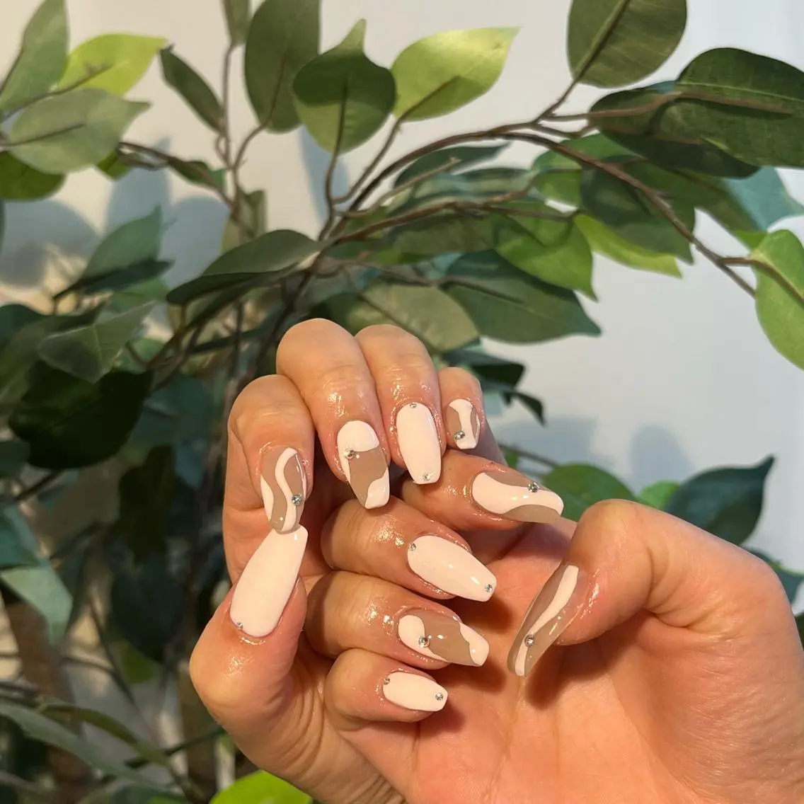 ネイル ハンドネイル ☁️BLITZ 🎀笠原雪音🎀のネイルデザイン