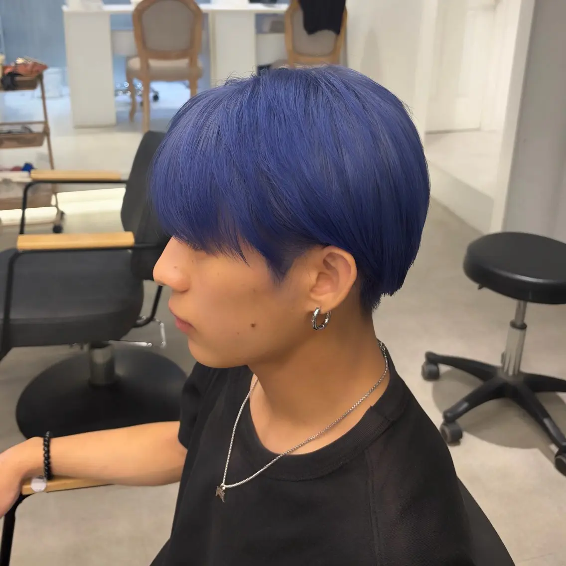 ショート カラー メンズ ヘアカラー ななみ𝜗𝜚透明感 /レイヤー/まつパのヘアスタイル
