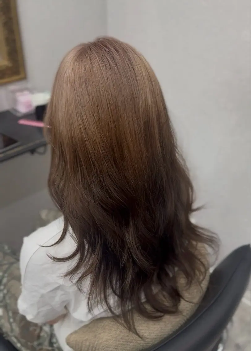 ロング カラー ベージュカラー ブラウンカラー ミルクティーベージュ ヘアカラー トリートメント 艶髪/ダブルカラー 🍒misakiのヘアスタイル