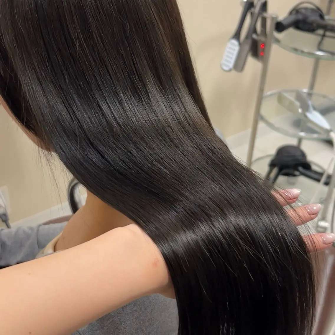 ロング カラー 透明感カラー グレージュ ヘアカラー トリートメント 透明感カラー🍯 髪質改善🫧 野々愛のヘアスタイル